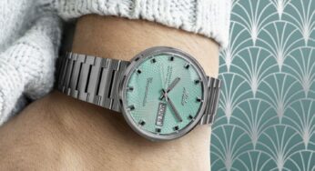 Keindahan Turquoise Guilloche: Review Mido Commander Datoday Limited Edition M8429.4.25.11