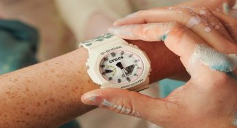 Kolaborasi G-Shock x Crocs GA-2100CROCS25-7 Hadirkan Inovasi Sandal Bermodel Jam Tangan
