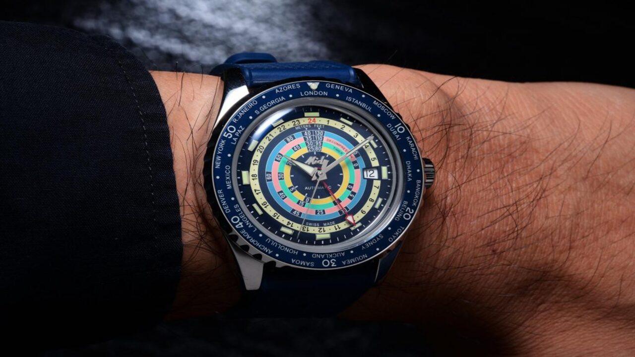 Menghidupkan Kembali Era 70-an Mido Ocean Star Worldtimer Hadir dengan Gaya Vintage