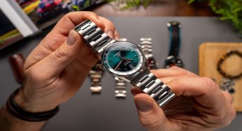 TAG Heuer Carrera Twin-Time: Menyatukan Warisan Motorsport dengan Gaya Kontemporer